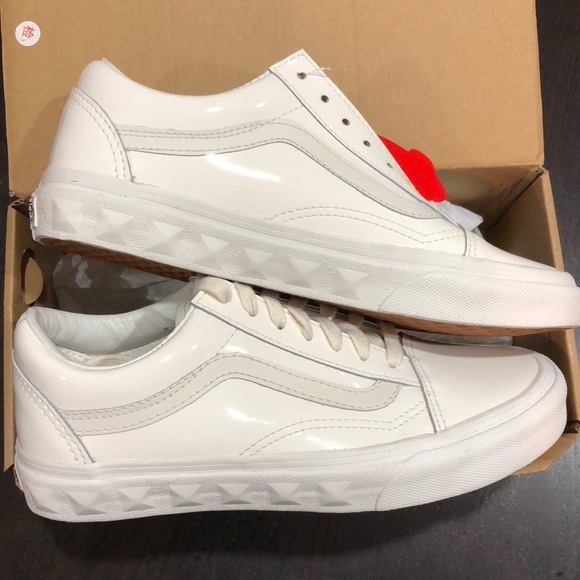 Vans Shoes - #SOLD#Vans Old Skool Studs Sidewall Blanc de Blanc